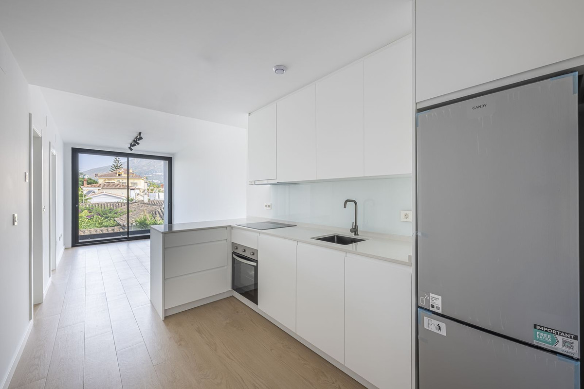 Appartement te koop in Los Boliches | 2 slaapkamers H5447413