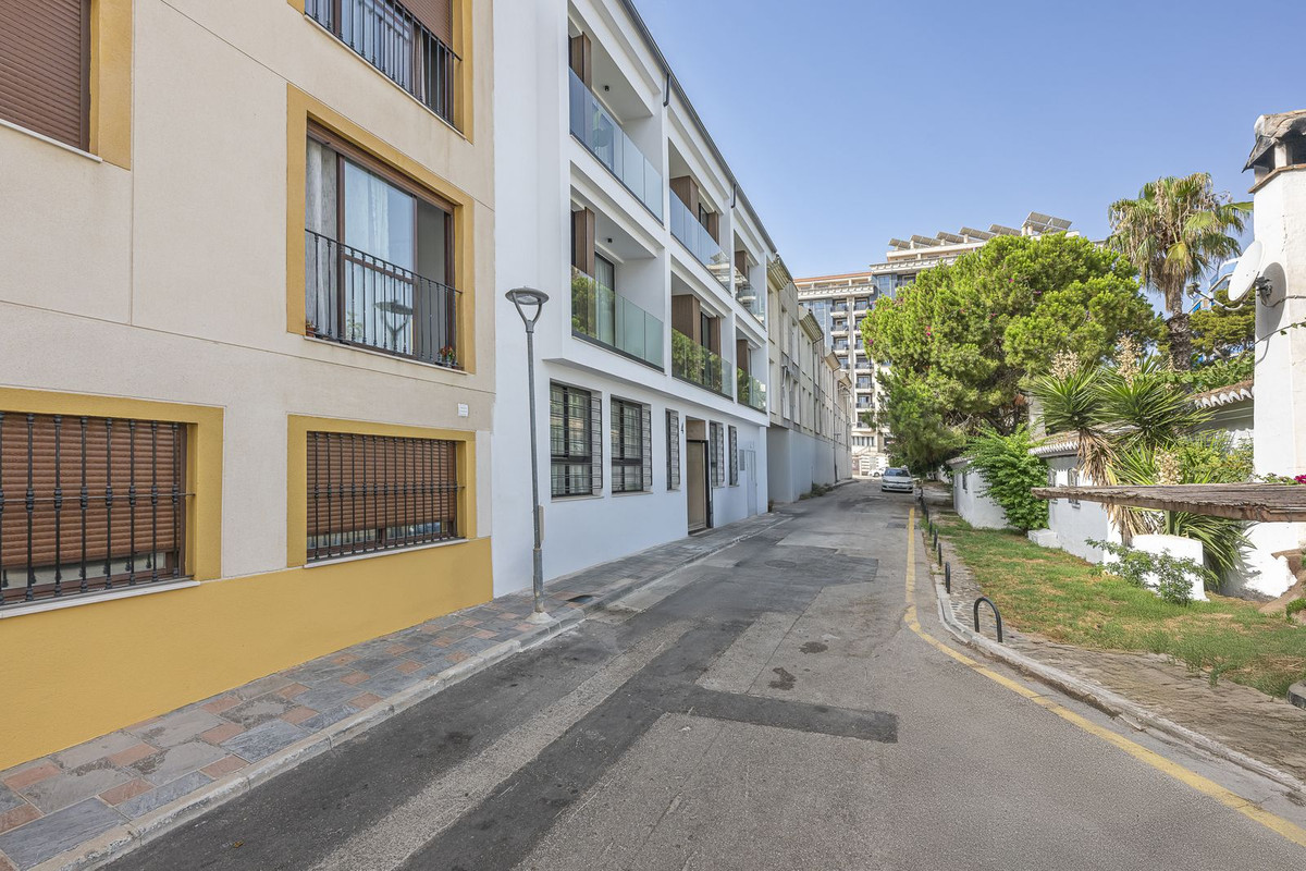 Appartement te koop in Los Boliches | 2 slaapkamers H5447413