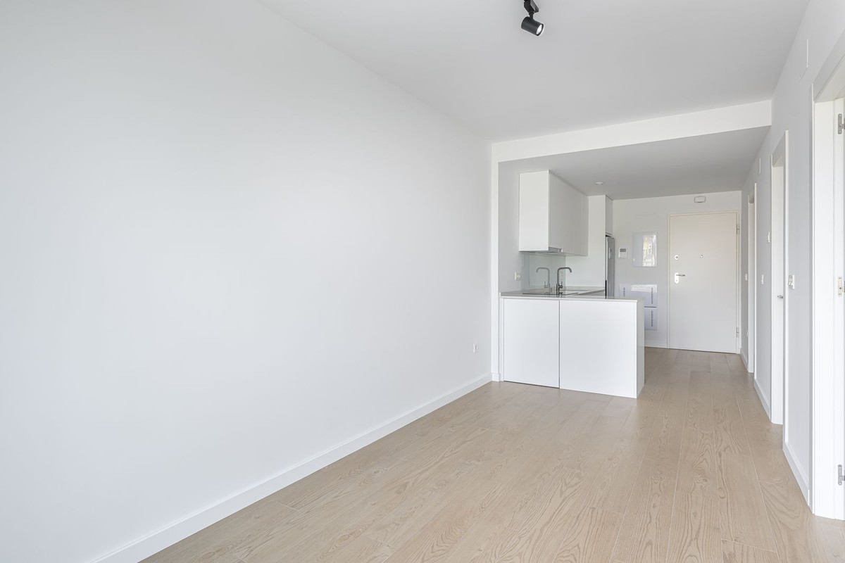 Appartement te koop in Los Boliches | 2 slaapkamers H5447413