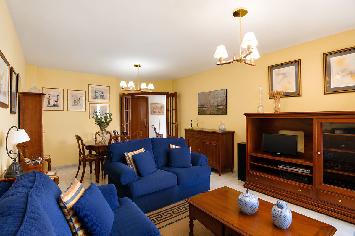 Appartement te koop in Los Boliches | 4 slaapkamers H5448193