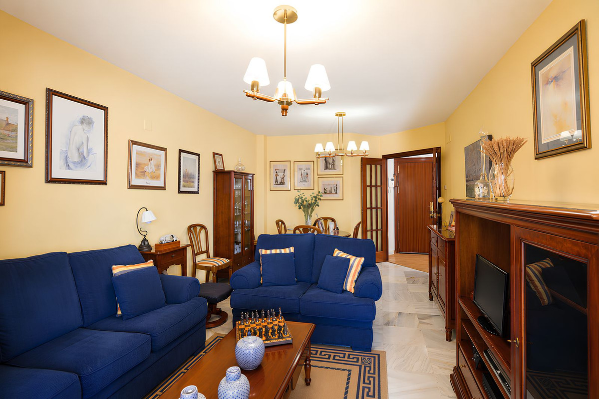 Appartement te koop in Los Boliches | 4 slaapkamers H5448193