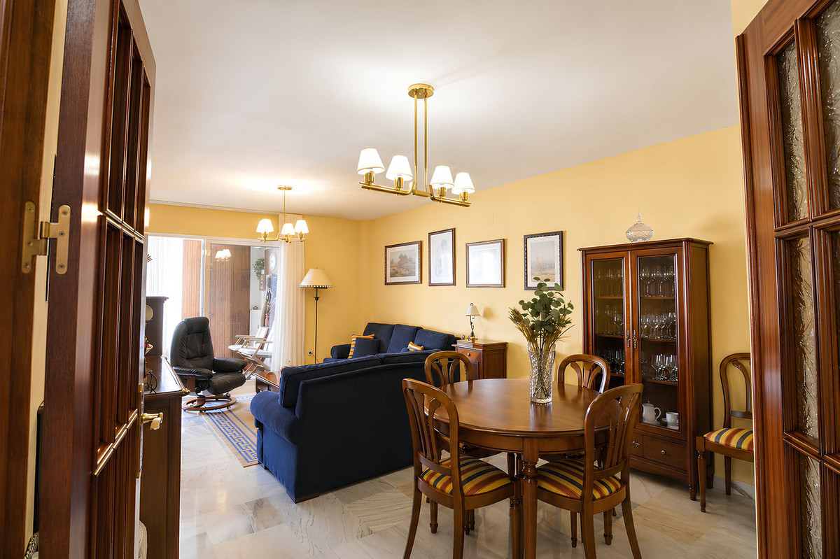Appartement te koop in Los Boliches | 4 slaapkamers H5448193