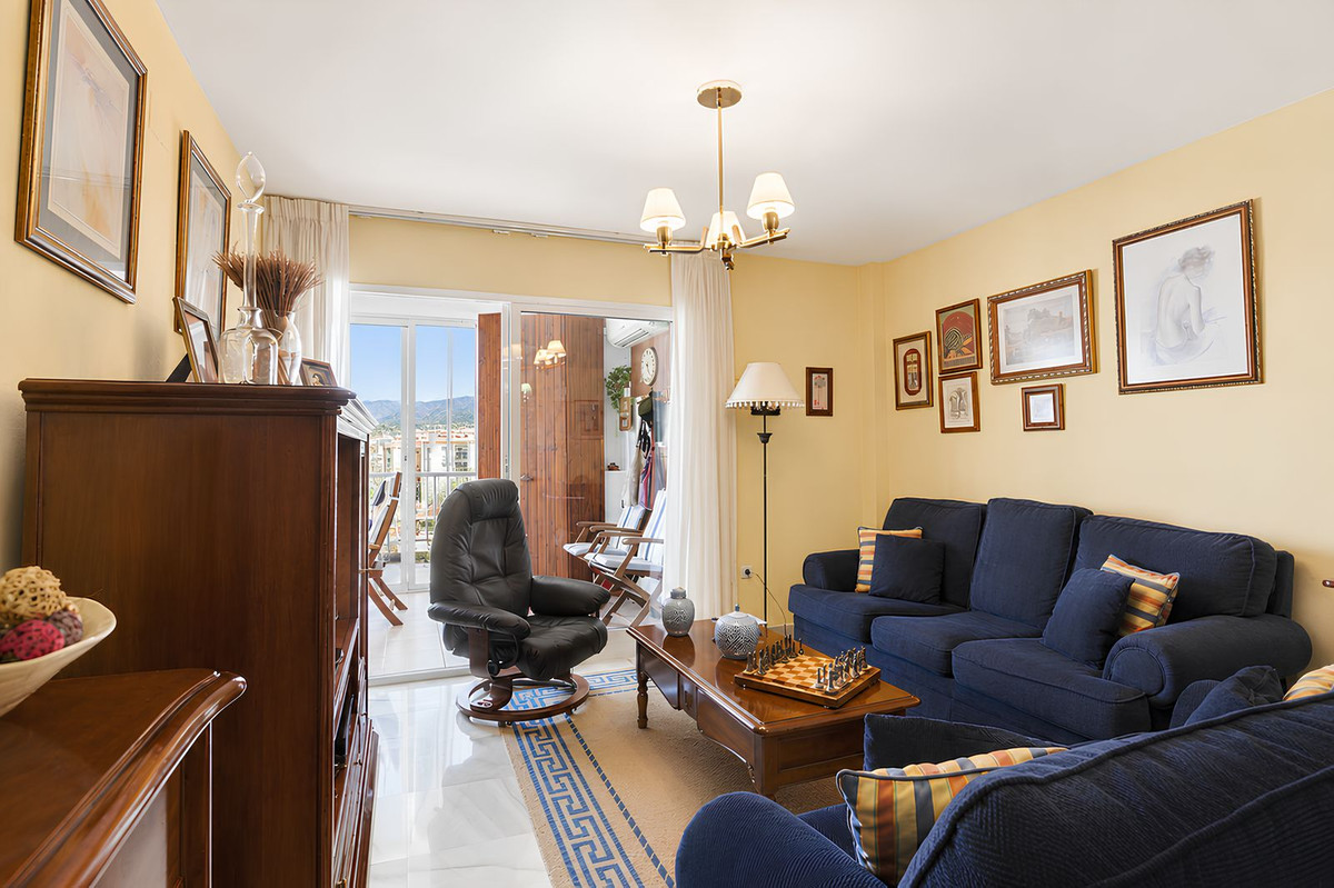Appartement te koop in Los Boliches | 4 slaapkamers H5448193
