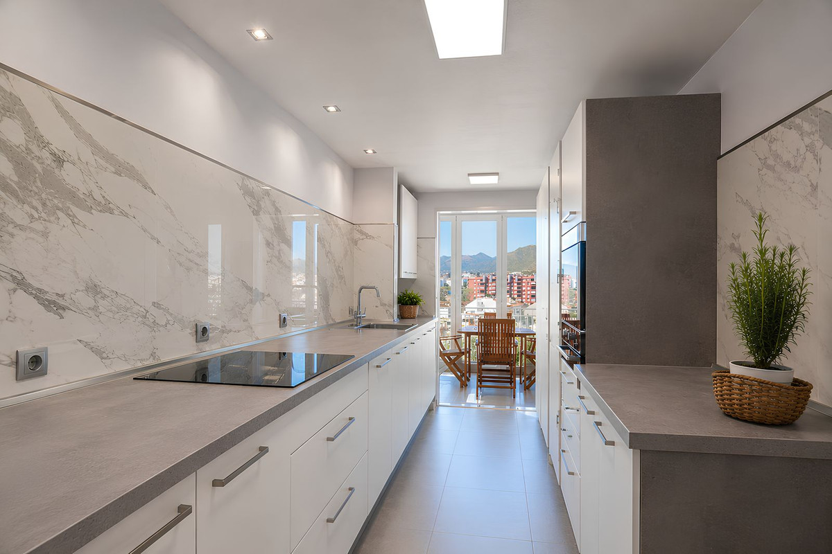 Appartement te koop in Los Boliches | 4 slaapkamers H5448193