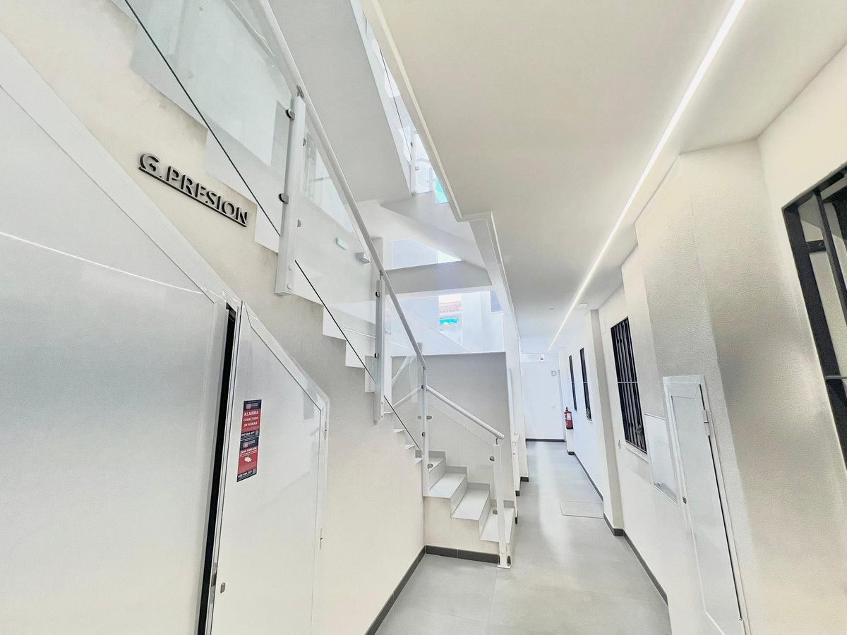 Huis te koop in Los Boliches | 2 slaapkamers H5520016