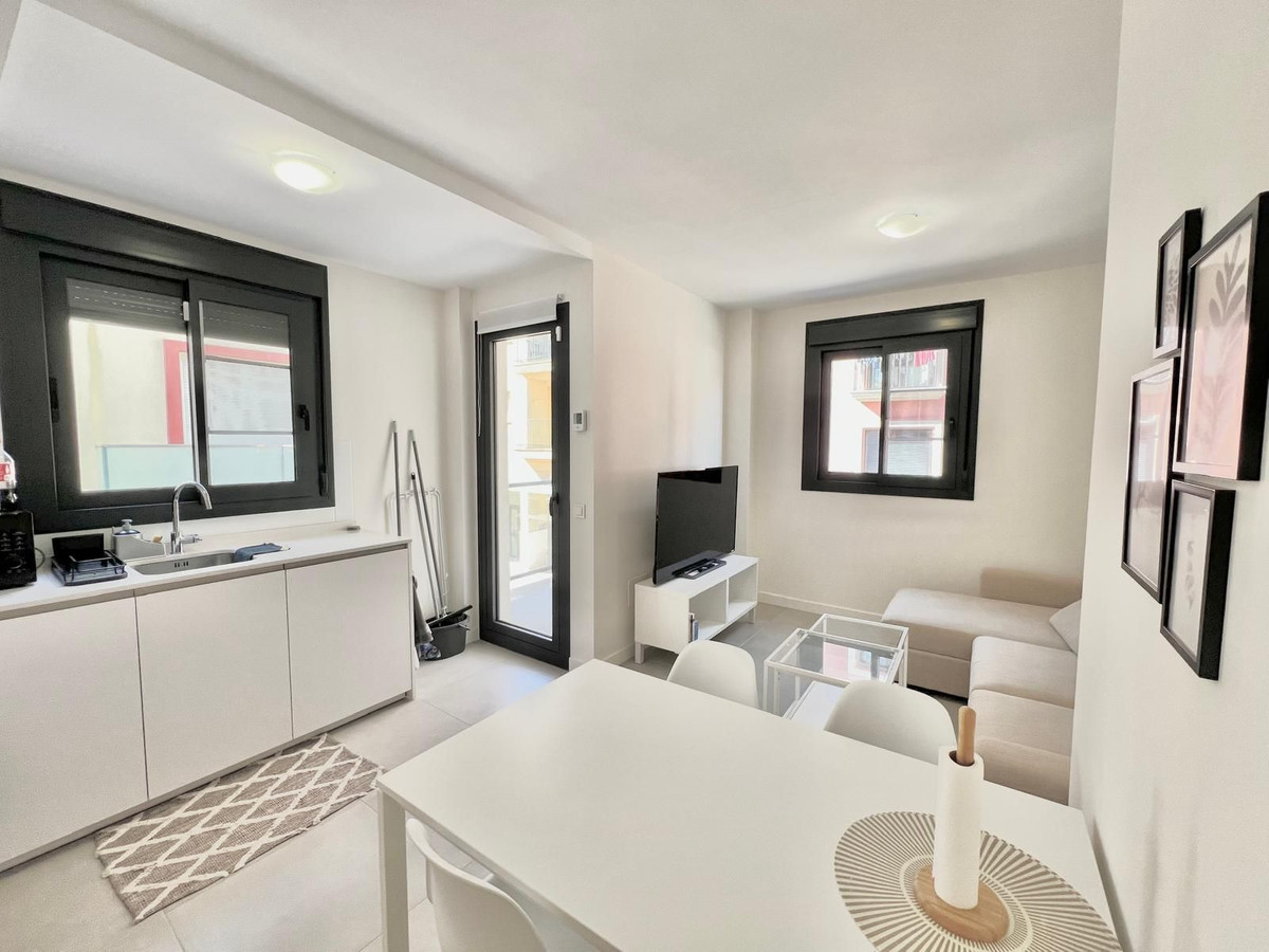 Huis te koop in Los Boliches | 2 slaapkamers H5520016