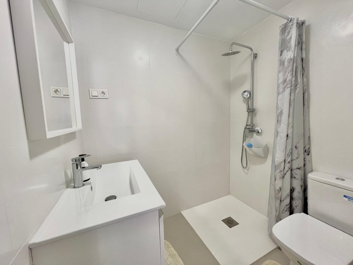 Huis te koop in Los Boliches | 2 slaapkamers H5520016