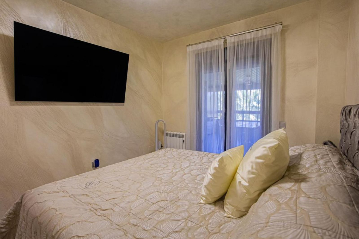 Tussenverdieping Appartement in Los Flamingos-11
