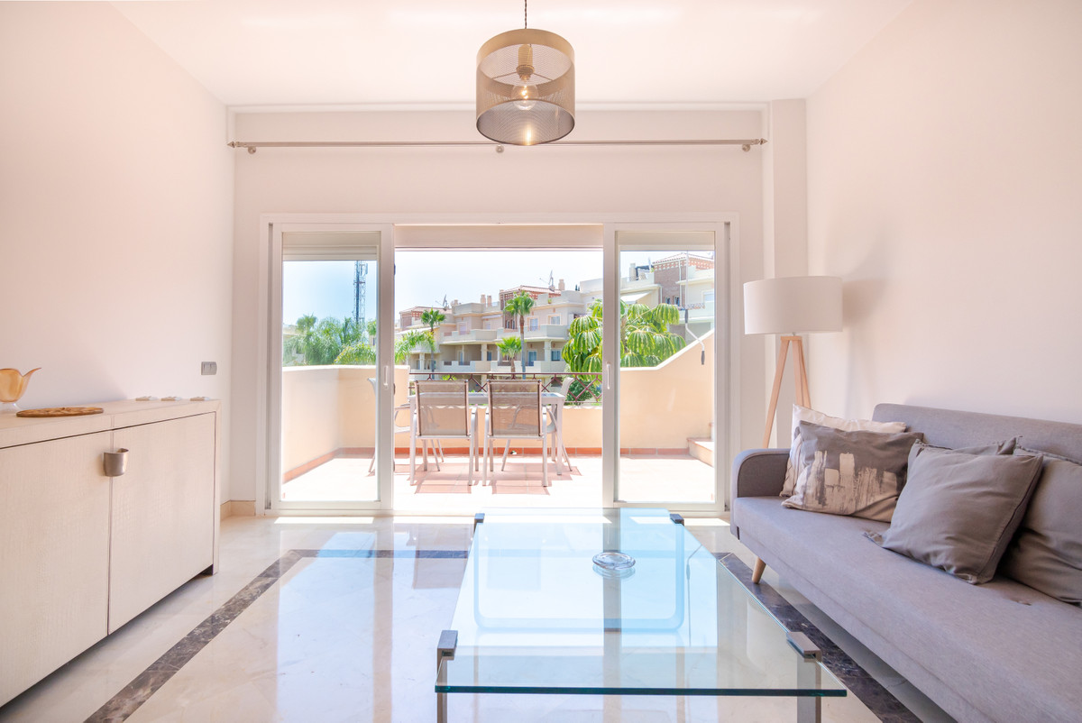 Appartement te koop in Los Flamingos | 3 slaapkamers H5063437