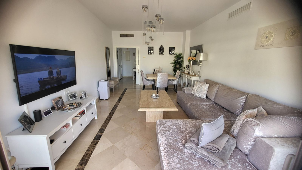 Appartement te koop in Los Flamingos | 2 slaapkamers H5063455