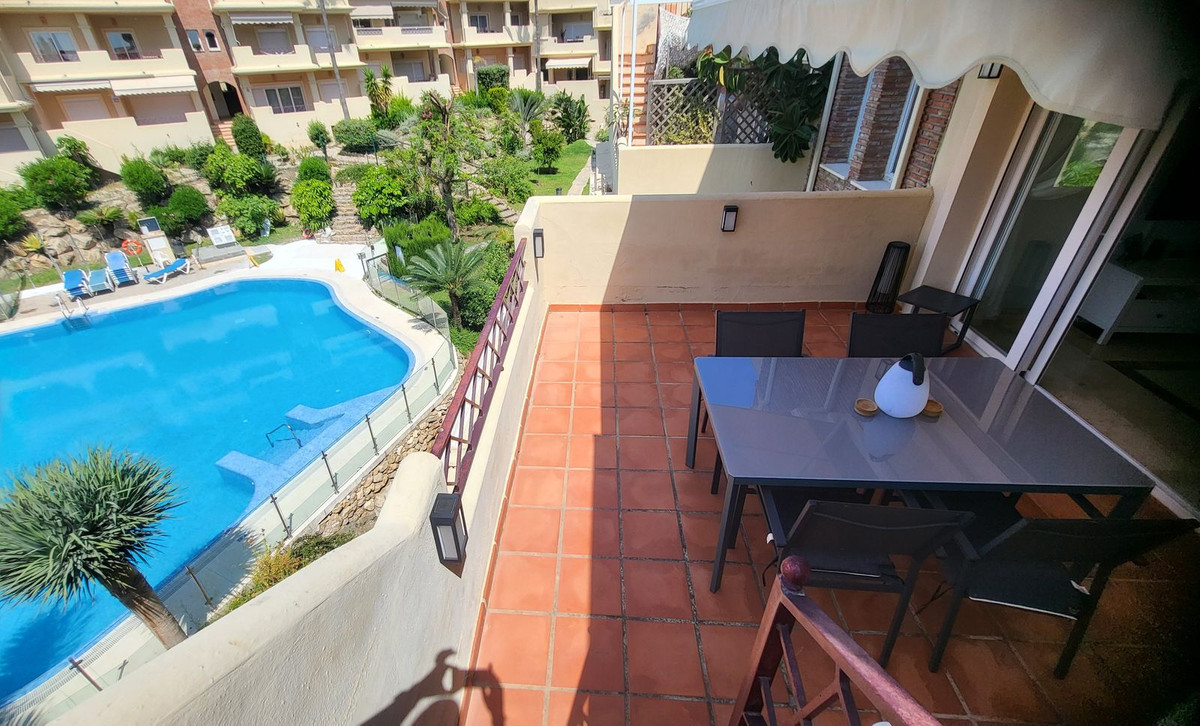 Appartement te koop in Los Flamingos | 2 slaapkamers H5063455