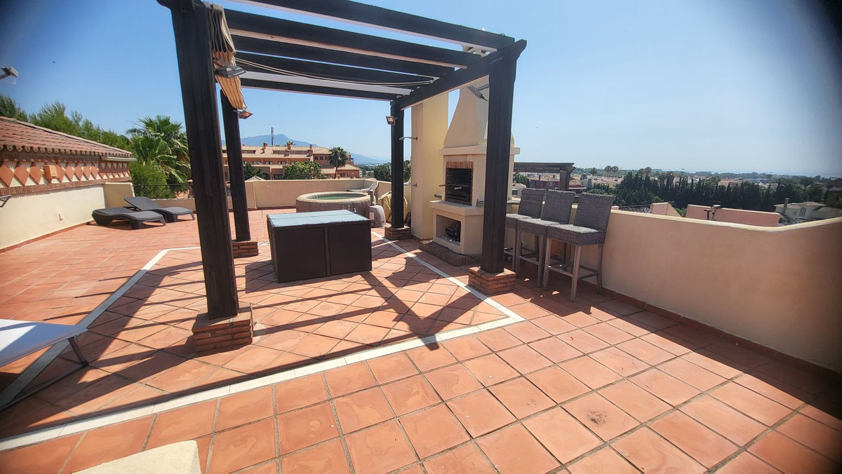 Appartement te koop in Los Flamingos | 2 slaapkamers H5063455