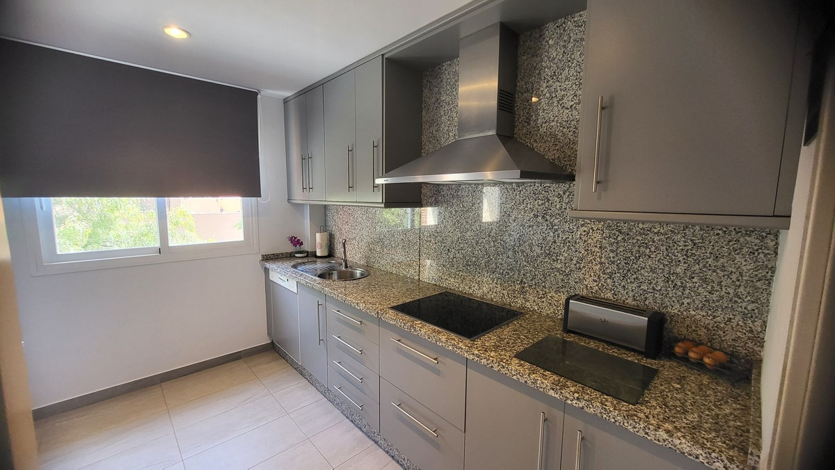 Appartement te koop in Los Flamingos | 2 slaapkamers H5063455