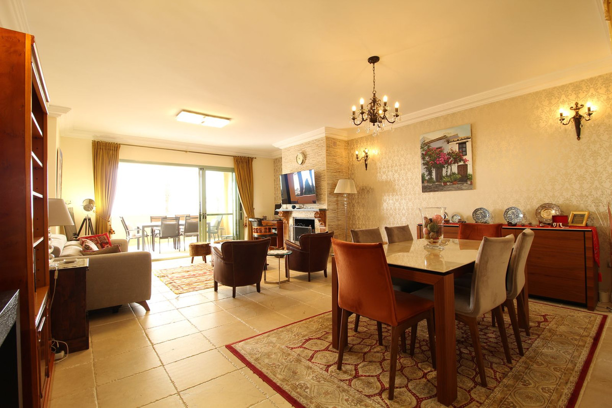 Huis te koop in Los Flamingos | 3 slaapkamers H5072998