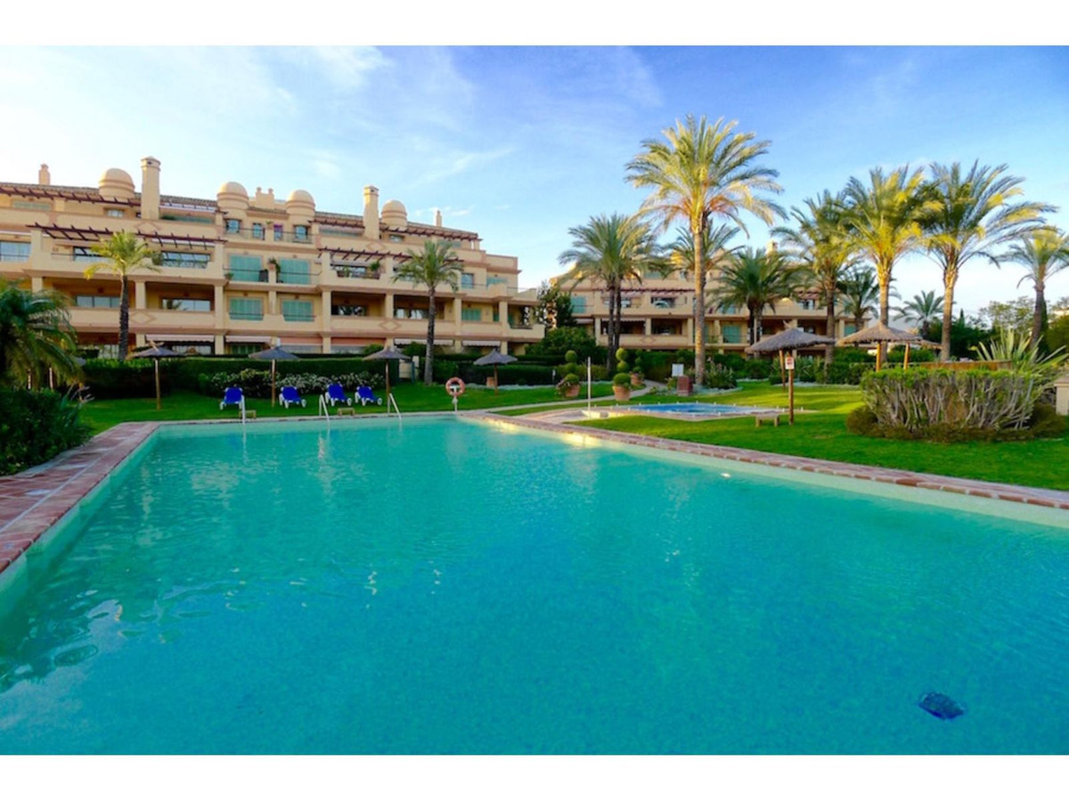 Appartement te koop in Los Flamingos | 3 slaapkamers H5073130