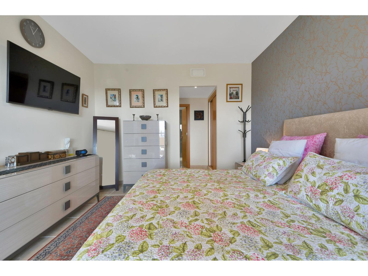 Appartement te koop in Los Flamingos | 3 slaapkamers H5073130