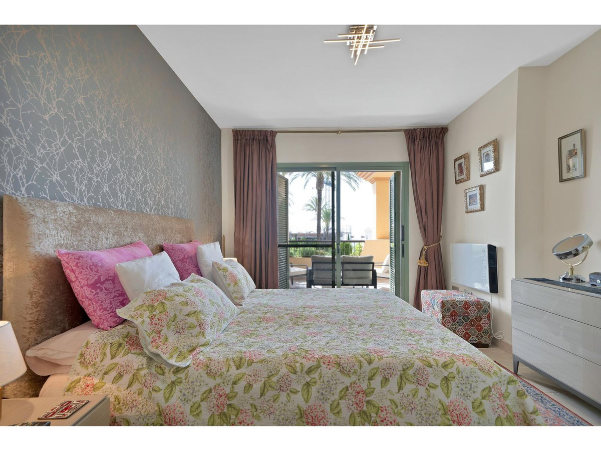 Appartement te koop in Los Flamingos | 3 slaapkamers H5073130