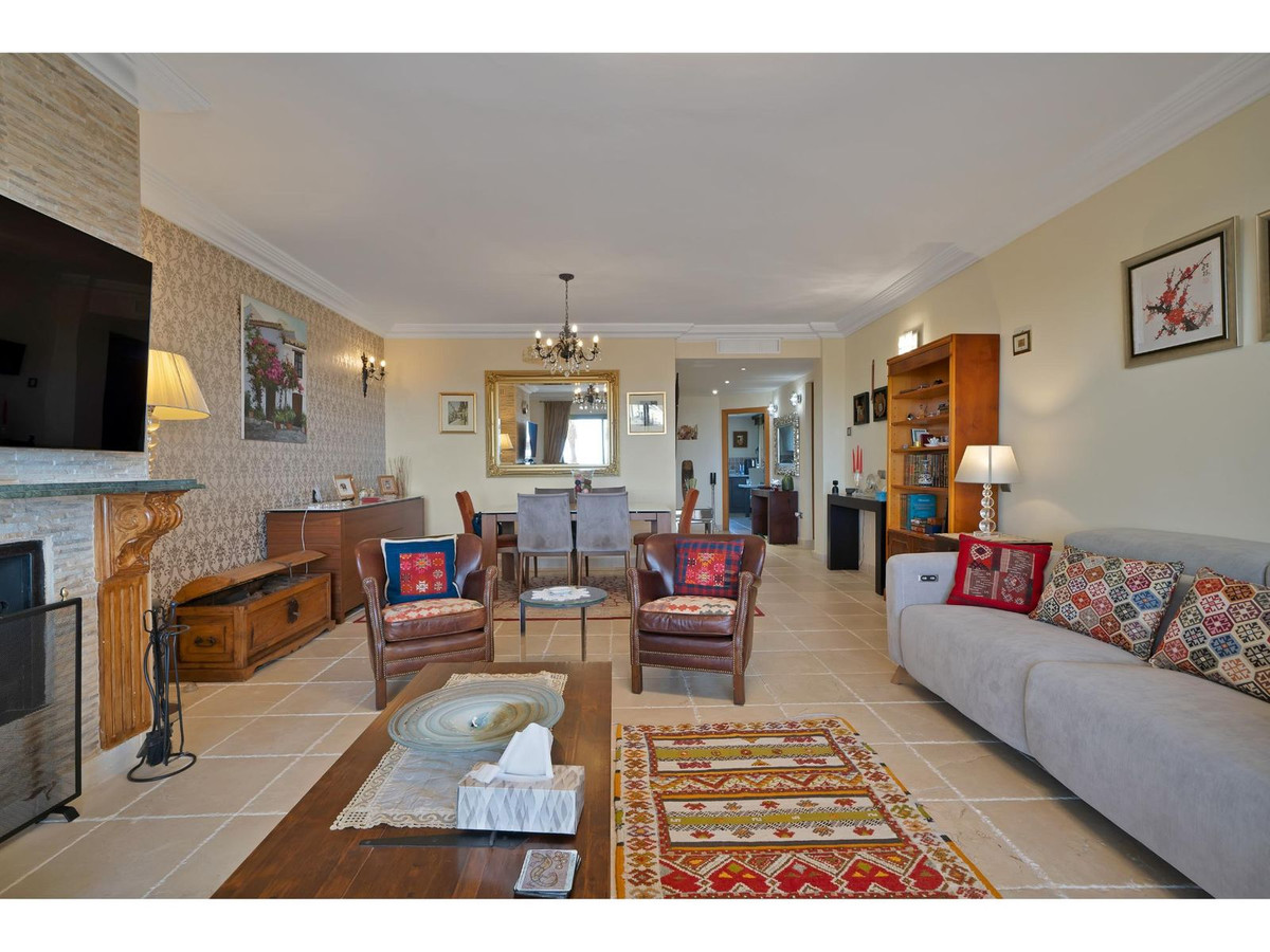 Appartement te koop in Los Flamingos | 3 slaapkamers H5073130