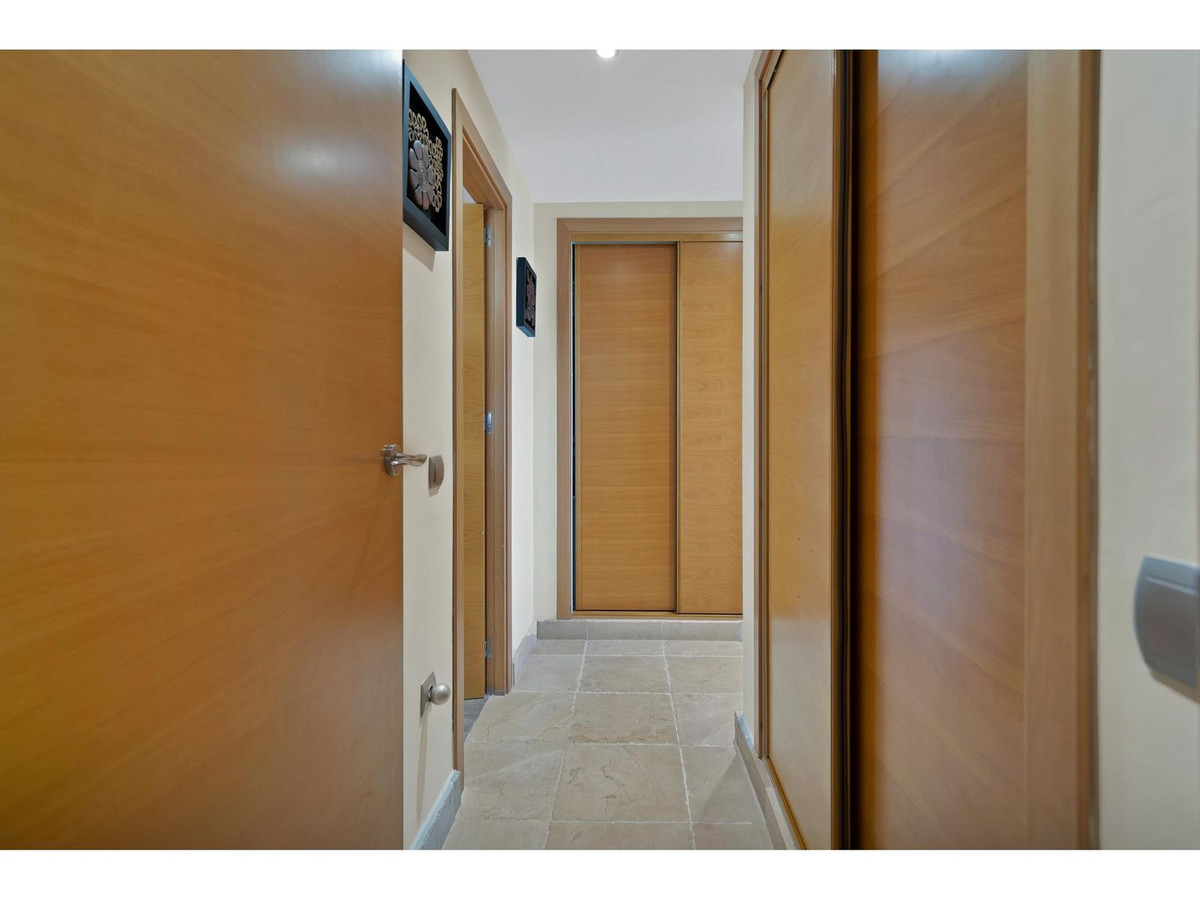 Appartement te koop in Los Flamingos | 3 slaapkamers H5073130