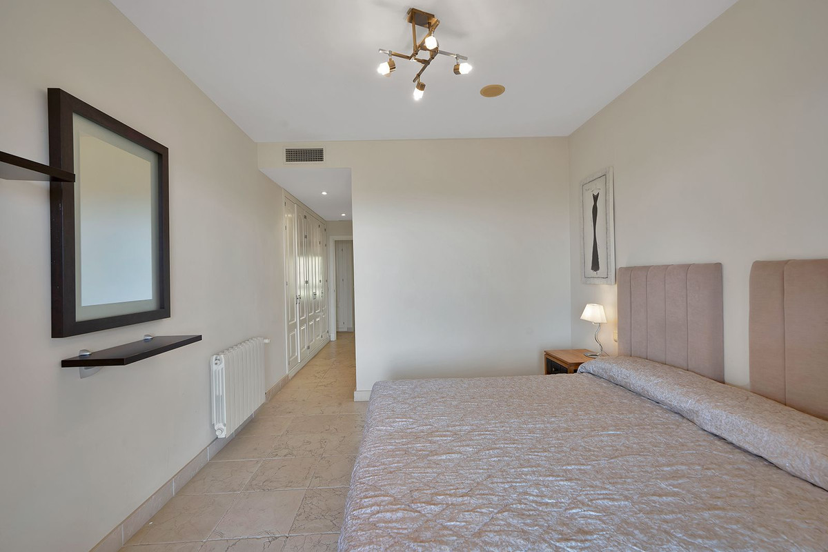 Appartement te koop in Los Flamingos | 2 slaapkamers H5080999