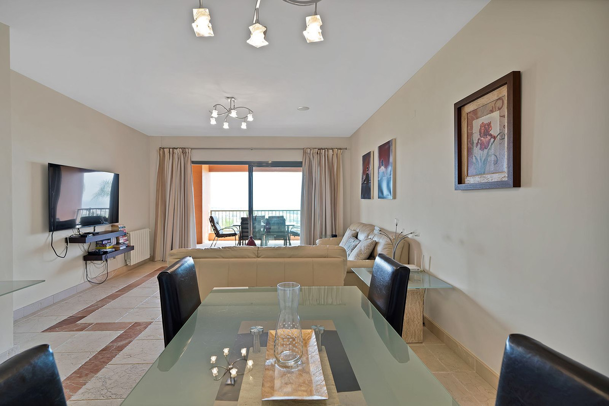 Appartement te koop in Los Flamingos | 2 slaapkamers H5080999
