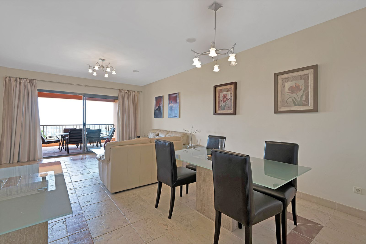 Appartement te koop in Los Flamingos | 2 slaapkamers H5080999
