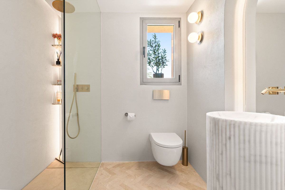 Appartement te koop in Los Flamingos | 3 slaapkamers H5110798