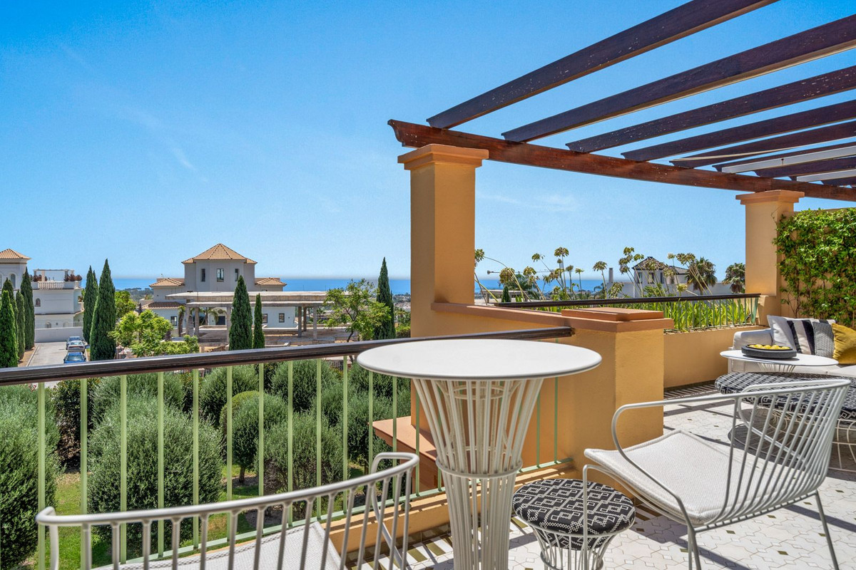 Appartement te koop in Los Flamingos | 3 slaapkamers H5110798