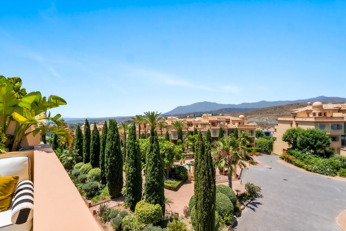 Appartement te koop in Los Flamingos | 3 slaapkamers H5110798