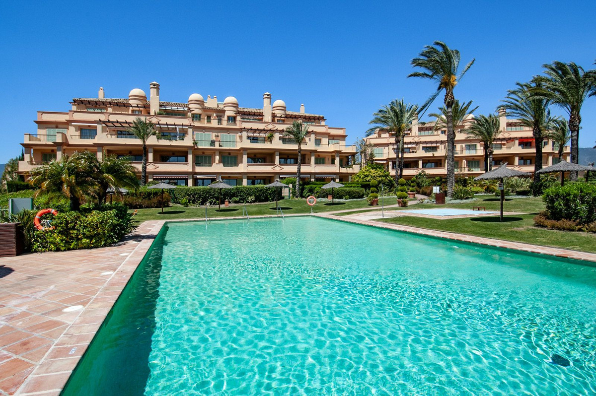 Appartement te koop in Los Flamingos | 3 slaapkamers H5110798