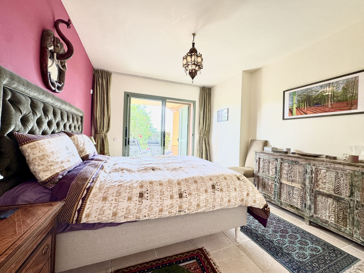 Appartement te koop in Los Flamingos | 3 slaapkamers H5129824