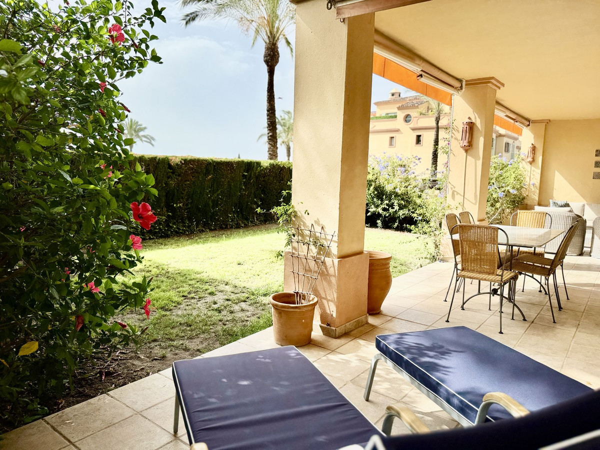 Appartement te koop in Los Flamingos | 3 slaapkamers H5129824