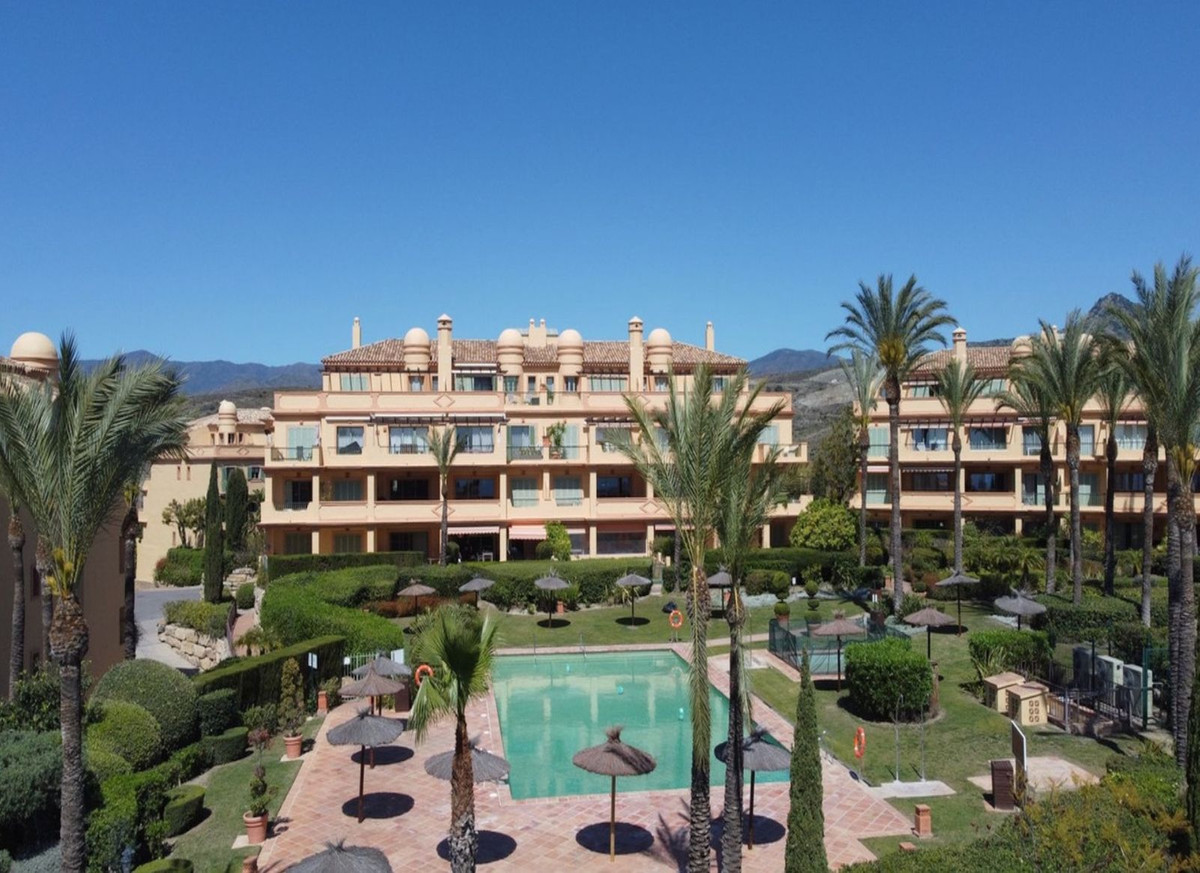 Appartement te koop in Los Flamingos | 3 slaapkamers H5129824