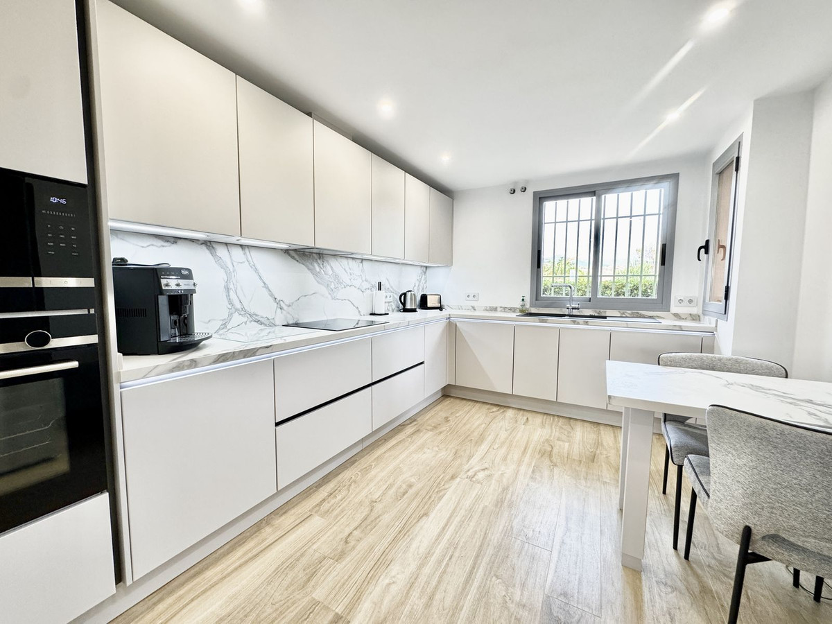 Appartement te koop in Los Flamingos | 3 slaapkamers H5129824