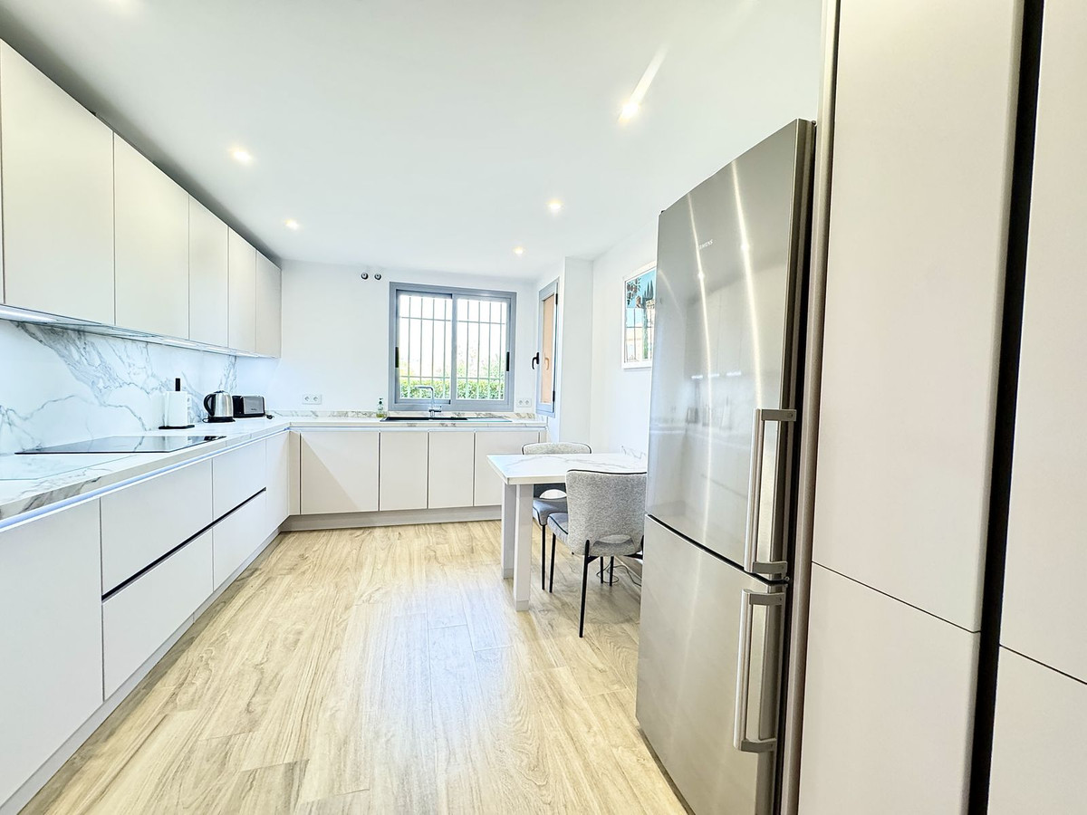 Appartement te koop in Los Flamingos | 3 slaapkamers H5129824