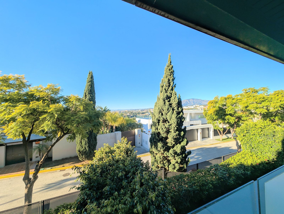 Appartement te koop in Los Flamingos | 2 slaapkamers H5148178