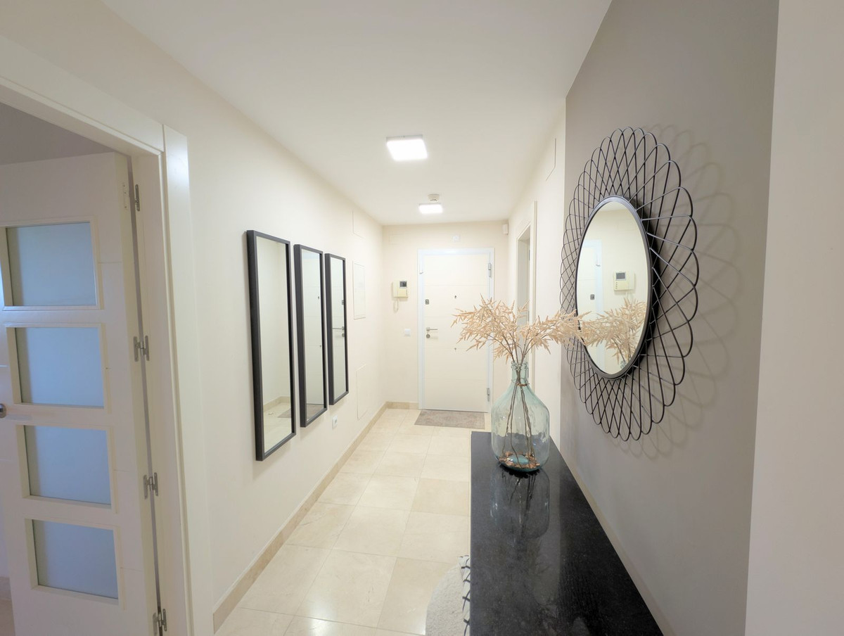 Appartement te koop in Los Flamingos | 2 slaapkamers H5148178