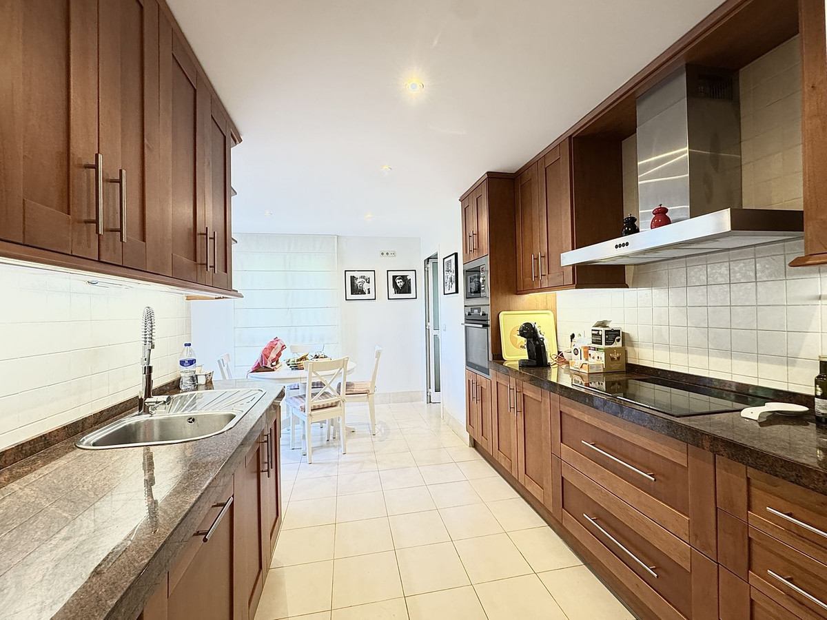 Appartement te koop in Los Flamingos | 3 slaapkamers H5215249