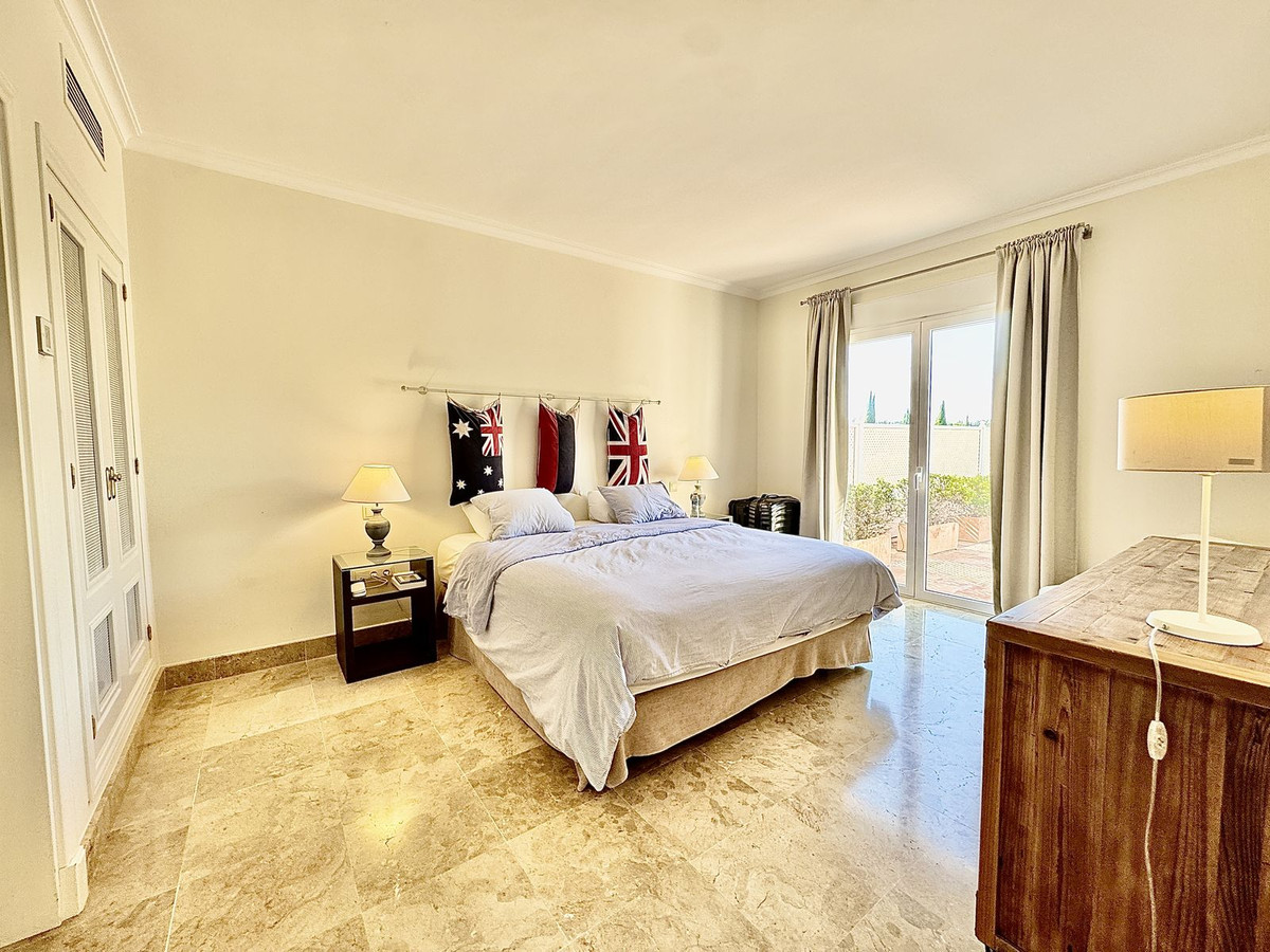 Appartement te koop in Los Flamingos | 3 slaapkamers H5215249