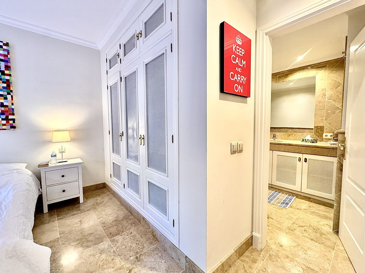 Appartement te koop in Los Flamingos | 3 slaapkamers H5215249