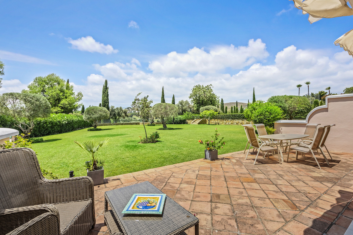 Appartement te koop in Los Flamingos | 1 slaapkamers H5236981