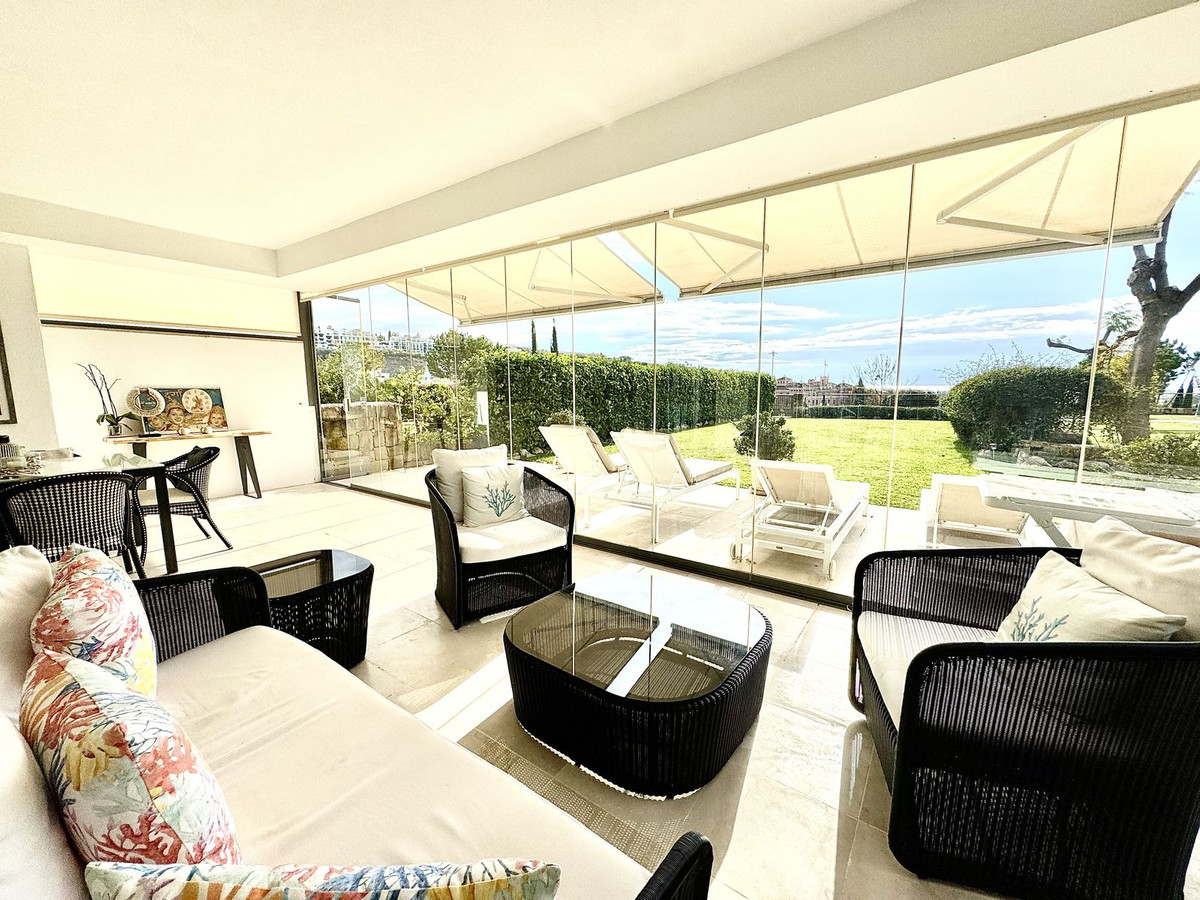 Appartement te koop in Los Flamingos | 2 slaapkamers H5237695