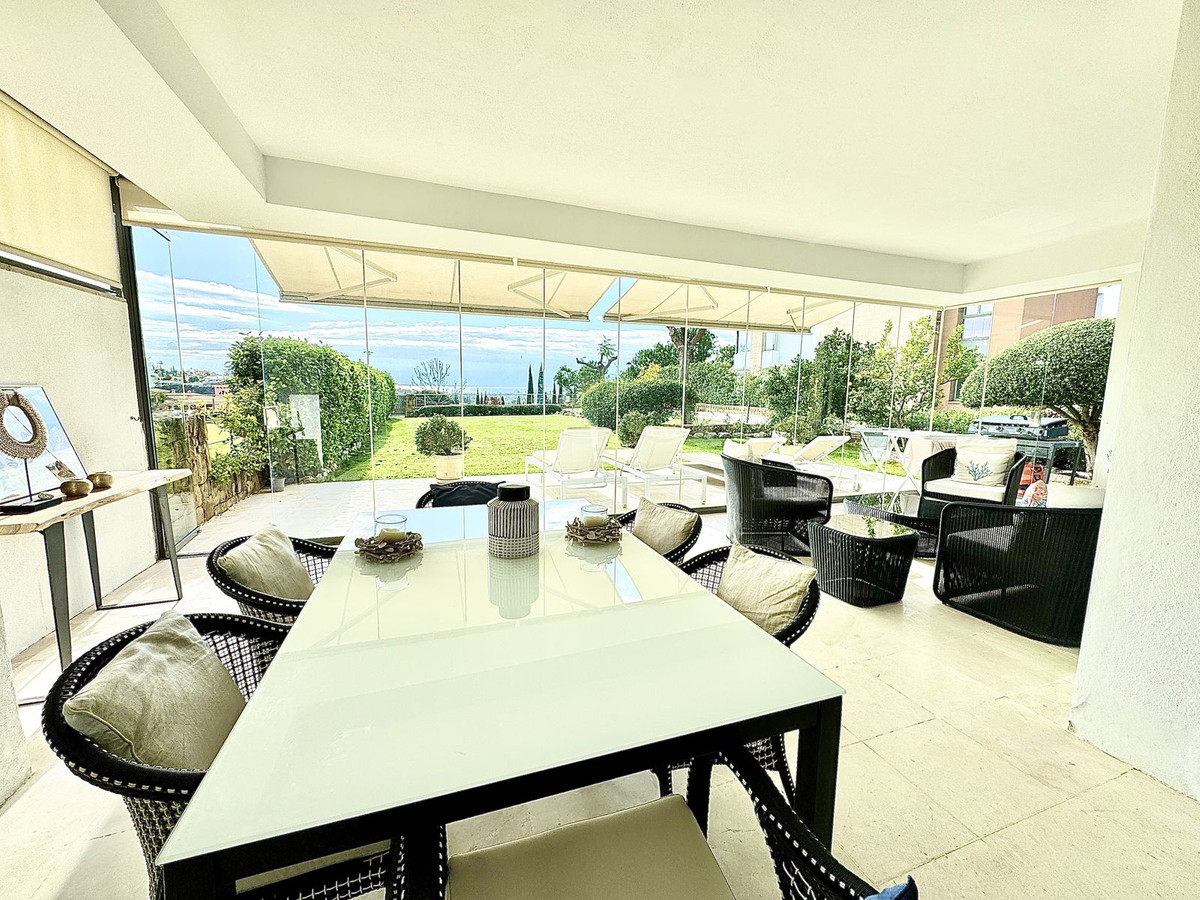 Appartement te koop in Los Flamingos | 2 slaapkamers H5237695