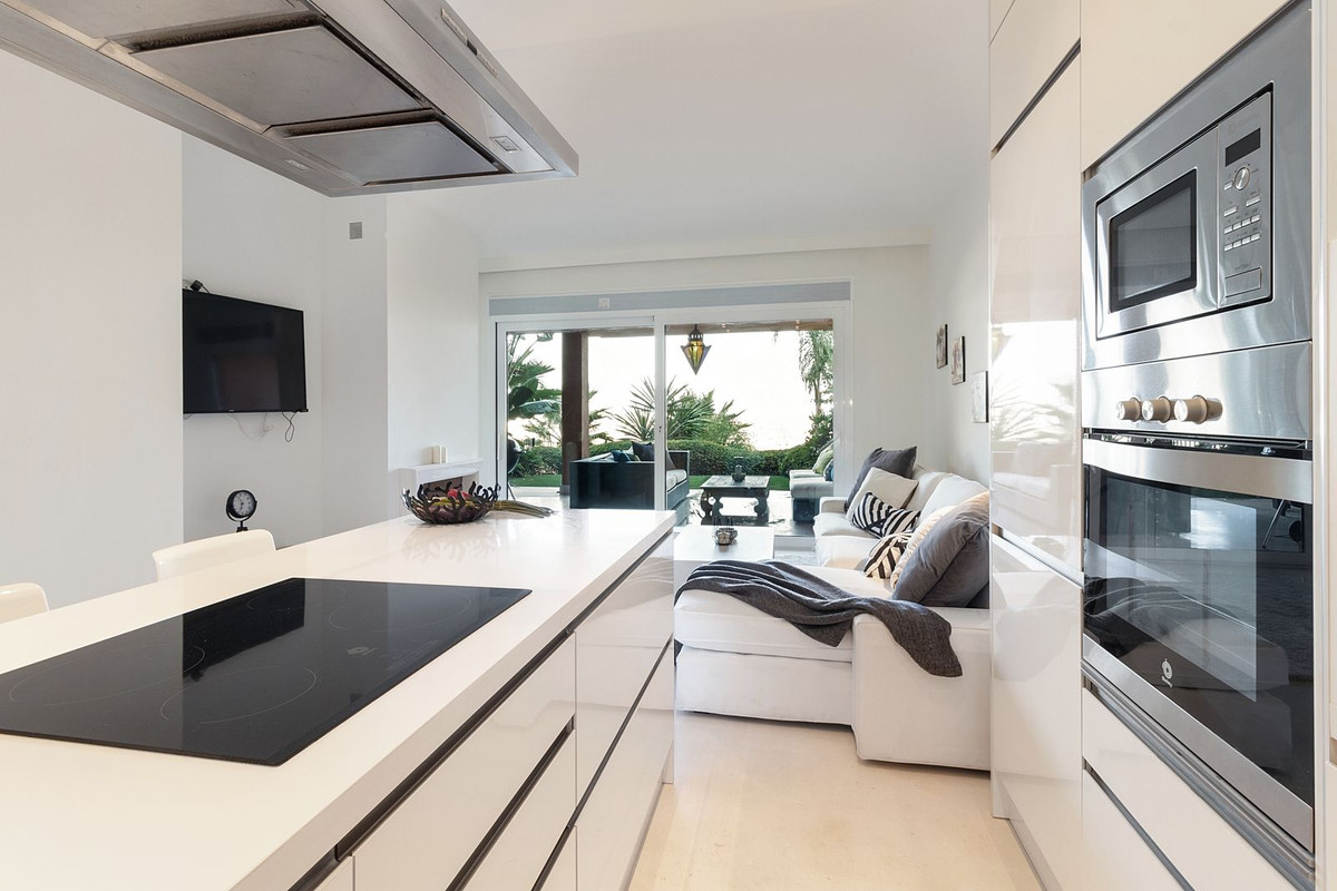 Appartement te koop in Los Flamingos | 2 slaapkamers H5250460