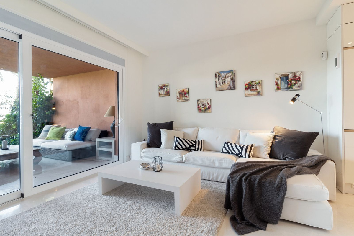 Appartement te koop in Los Flamingos | 2 slaapkamers H5250460