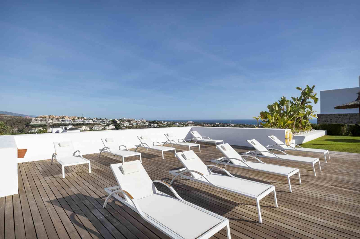 Appartement te koop in New Golden Mile | 3 slaapkamers H5324398