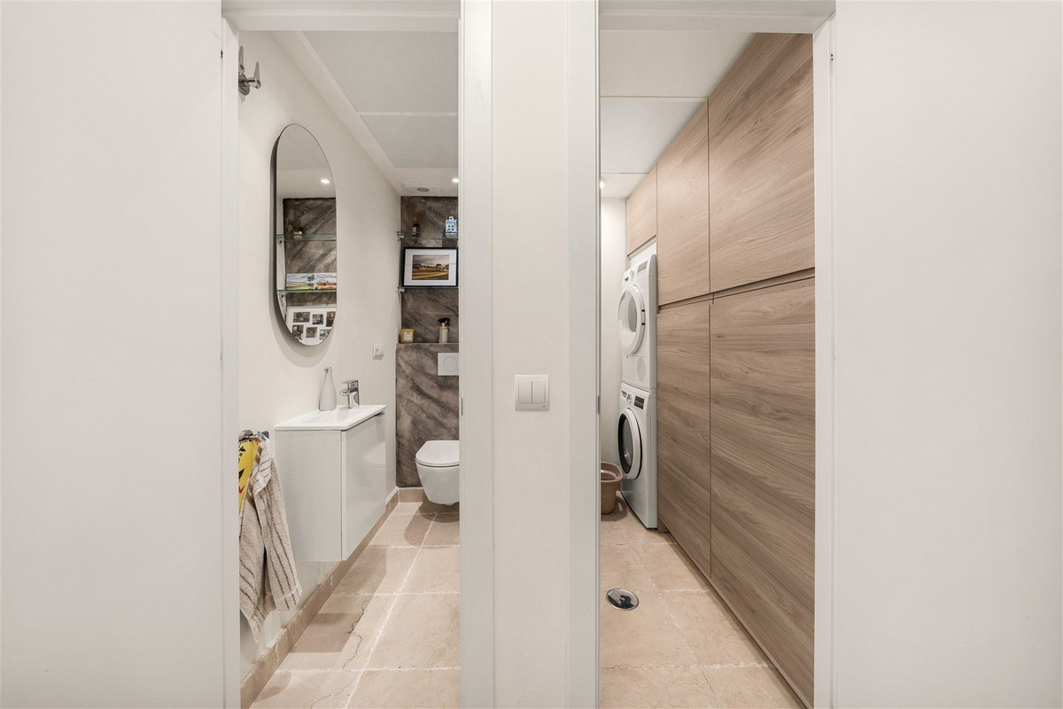 Appartement te koop in Los Flamingos | 4 slaapkamers H5347153