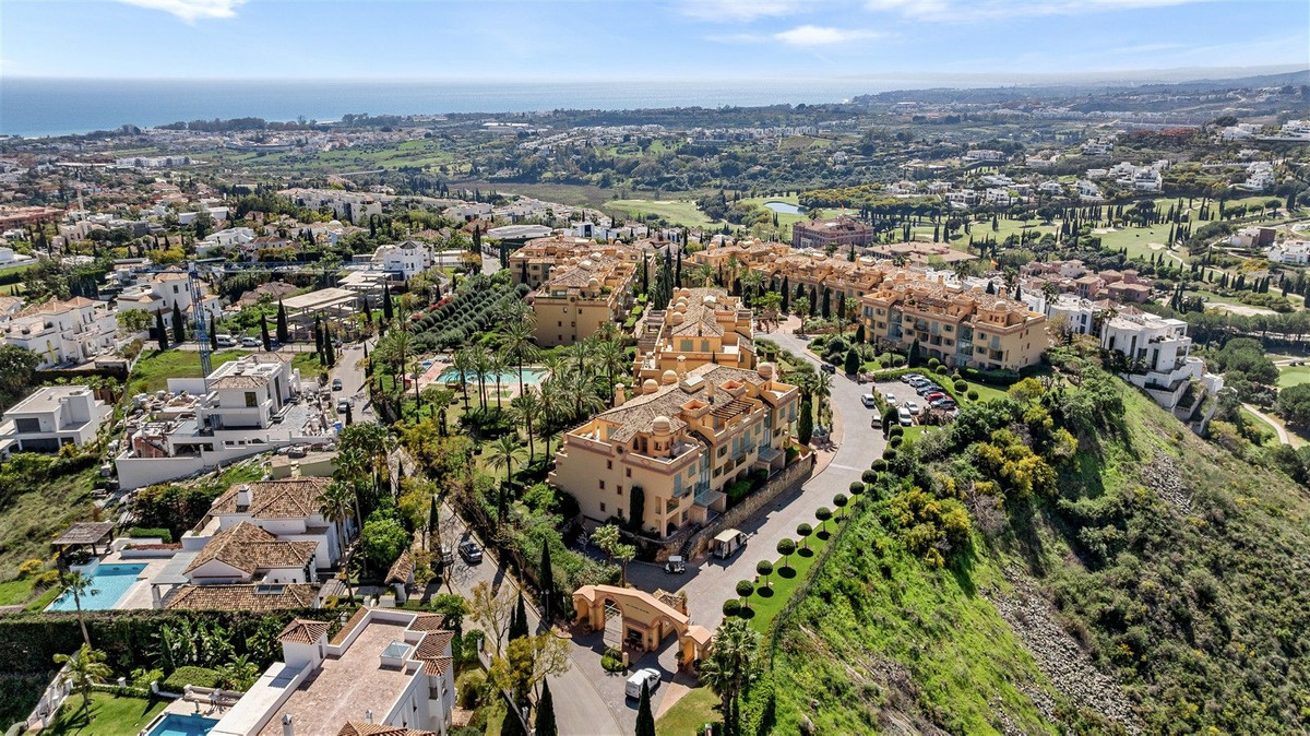 Appartement te koop in Los Flamingos | 4 slaapkamers H5347153