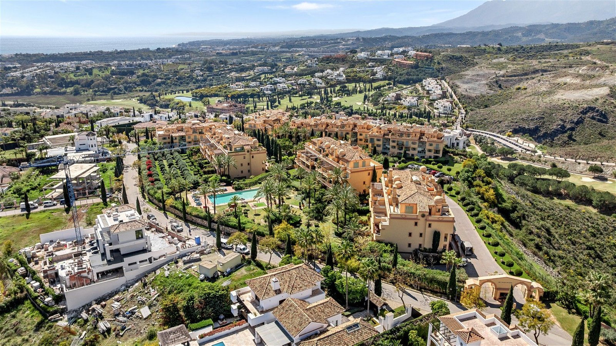 Appartement te koop in Los Flamingos | 4 slaapkamers H5347153