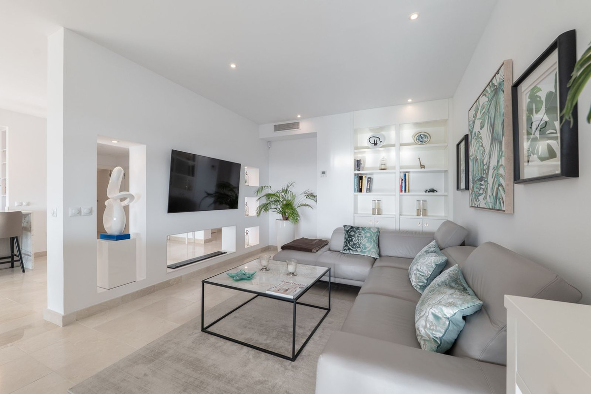 Appartement te koop in Los Flamingos | 4 slaapkamers H5351374